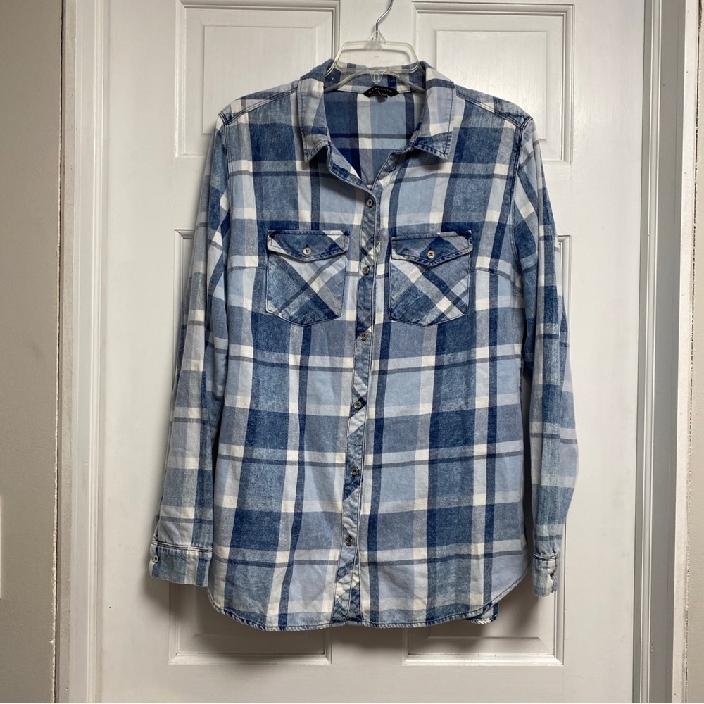 Staccato women's Large Button Down Blouse Blue plaid button Inverted Fabric